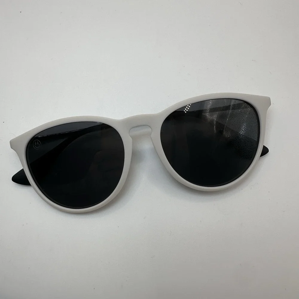 Detour Hurricane Polarized Light Gray Sunglasses Unisex Surfer Beach Vacation